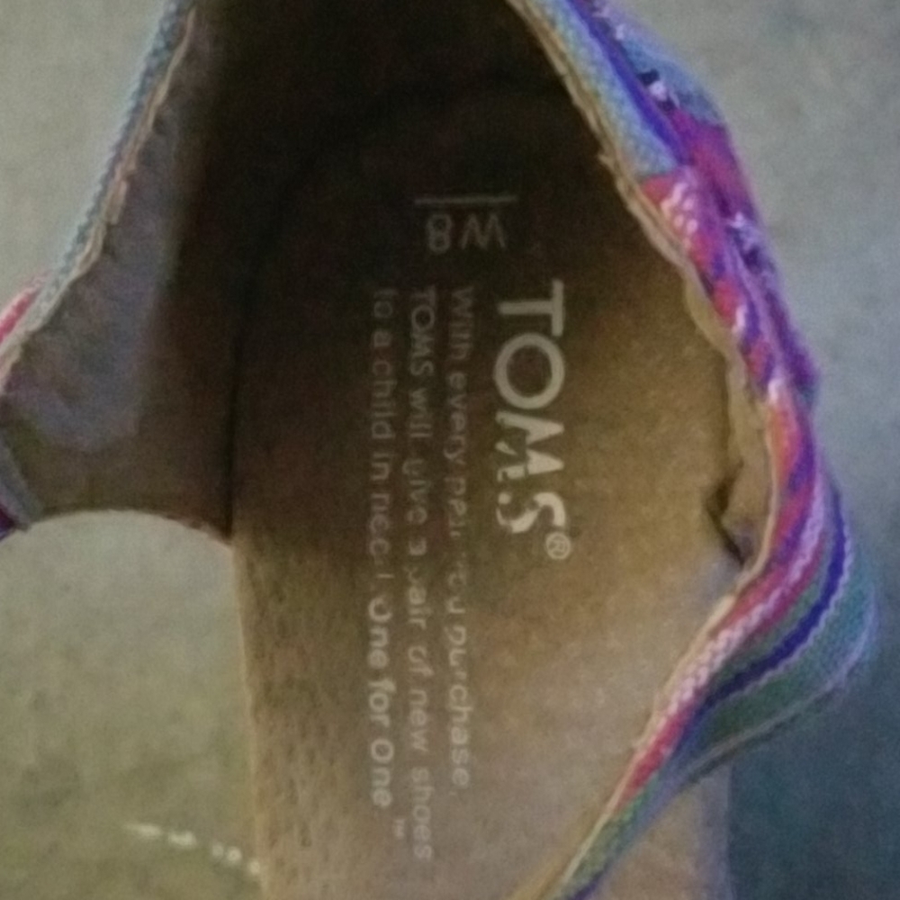 Shoes - Picture 3 of 3